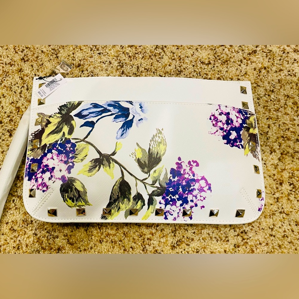 New with tags White House Black Market Wristlet Purse/ Clutch